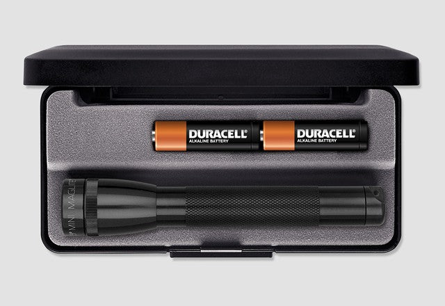 Maglite Mini Maglite 2AA incandescent black flashlight with presentation box, model M2A01L